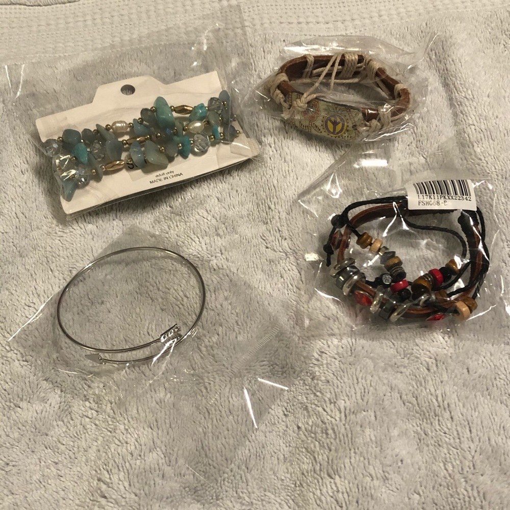 4 new bracelets in packaging